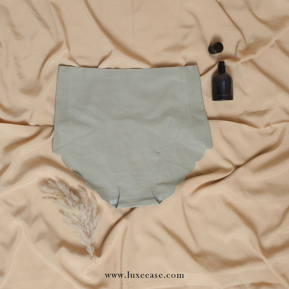 Seamless High Waist Panty with Scallop Edge